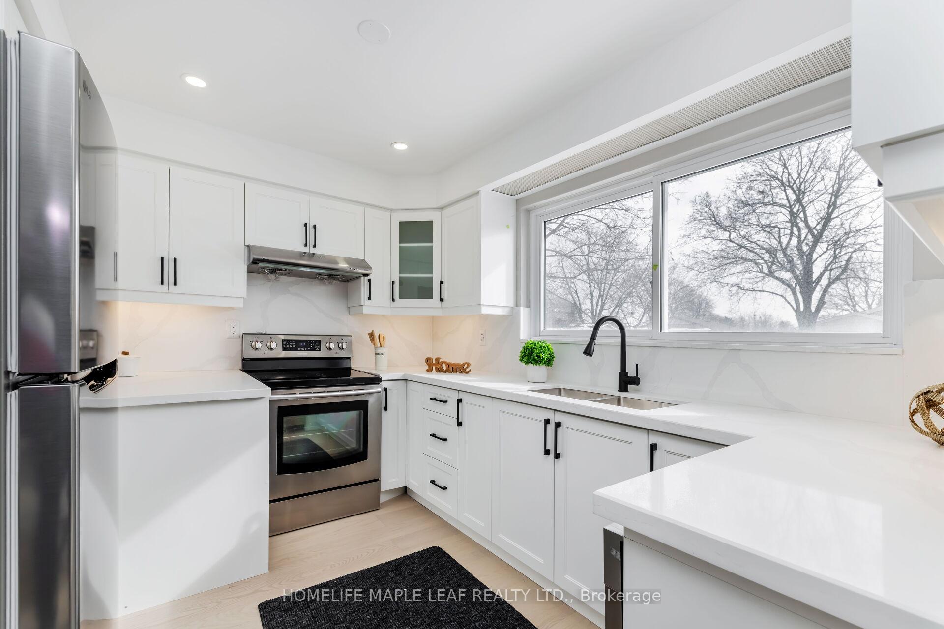 Photo 11 of 8 Welbeck Drive, Brampton, Northwood Park — HOMEH