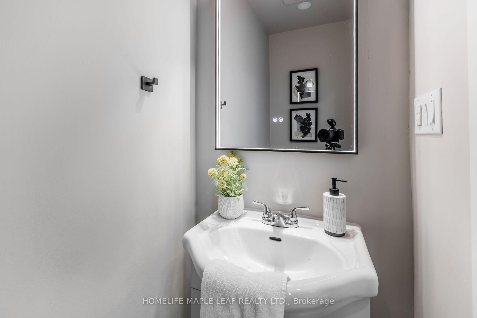Photo 21 of 8 Welbeck Drive, Brampton, Northwood Park — HOMEH