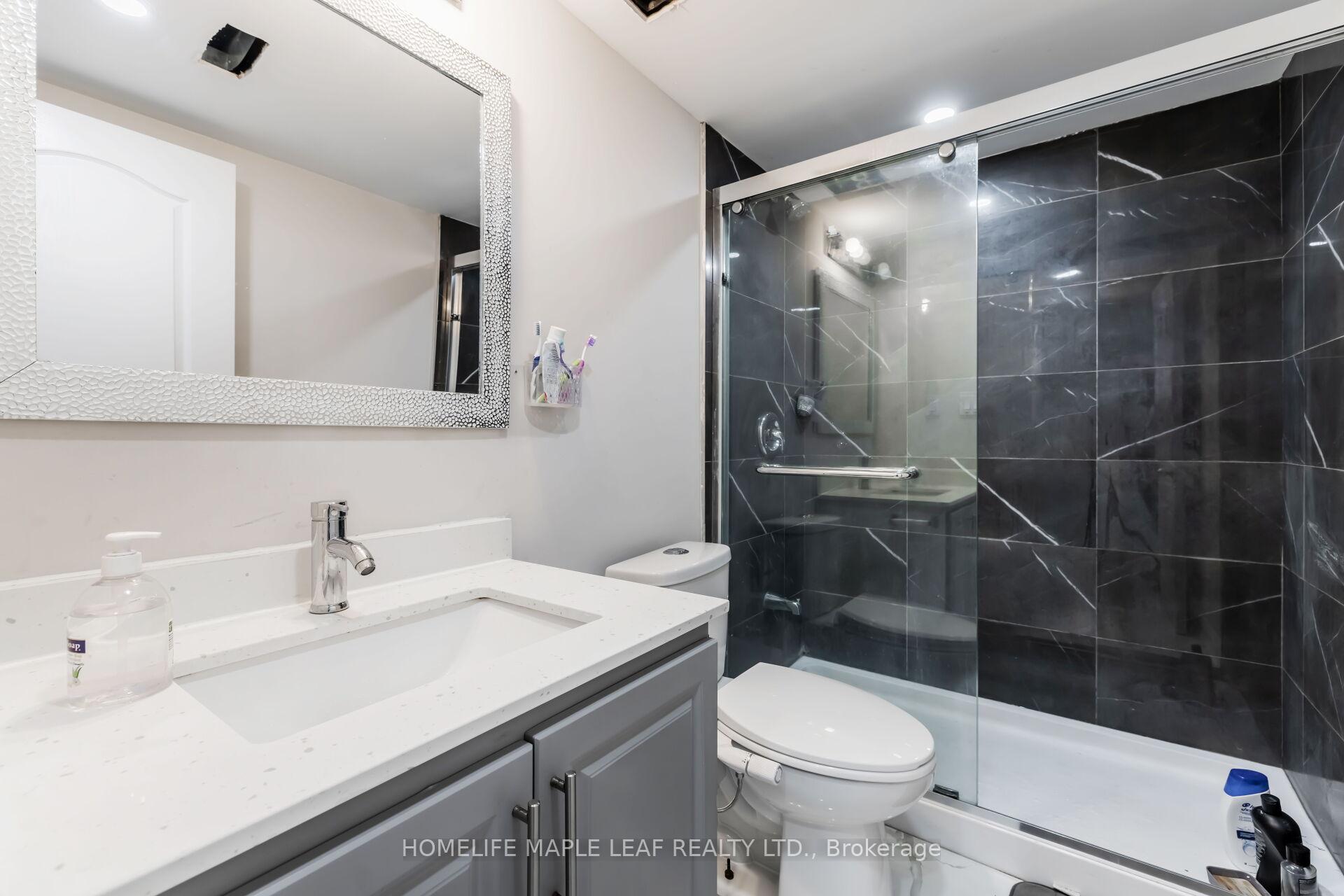 Photo 32 of 8 Welbeck Drive, Brampton, Northwood Park — HOMEH