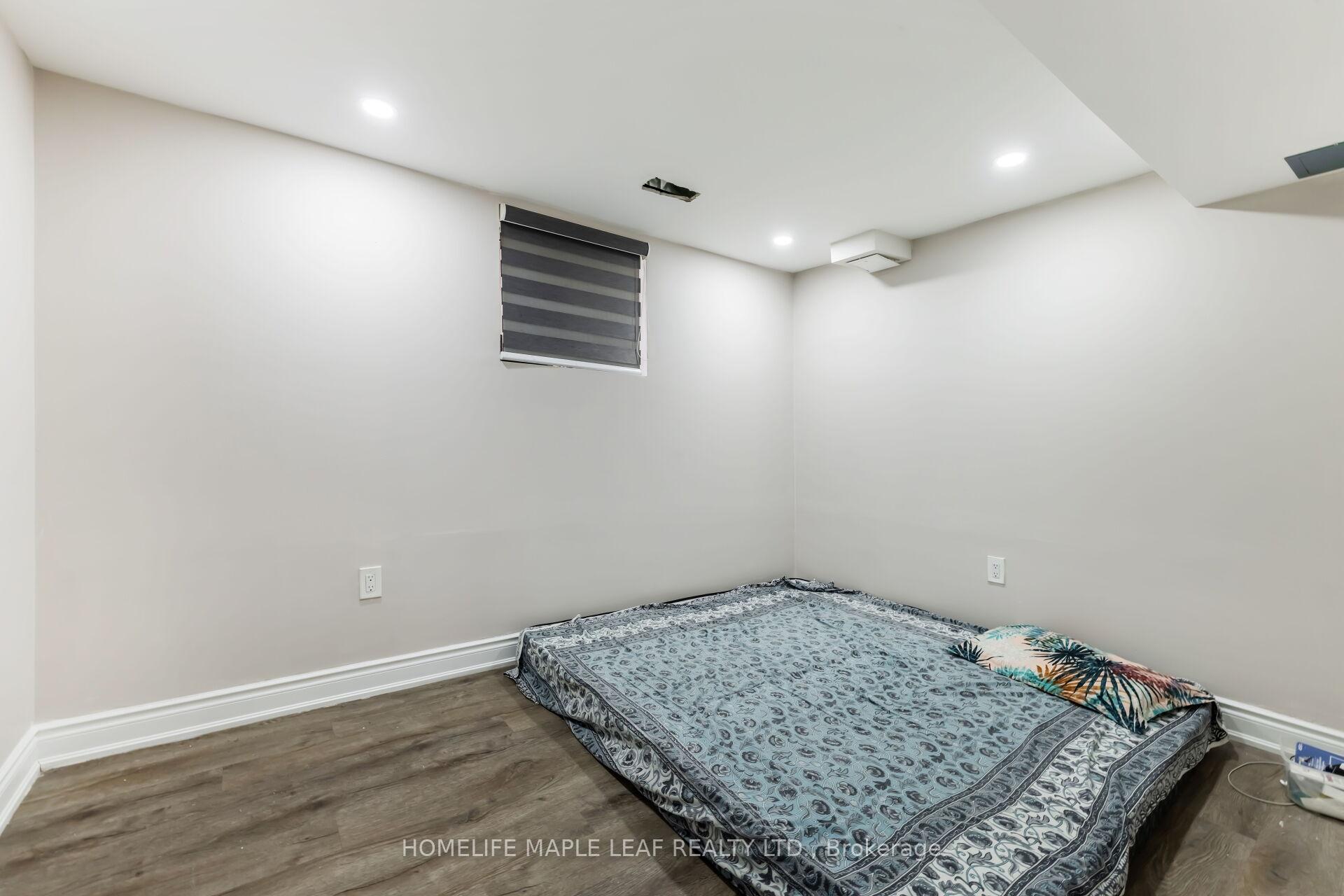 Photo 33 of 8 Welbeck Drive, Brampton, Northwood Park — HOMEH