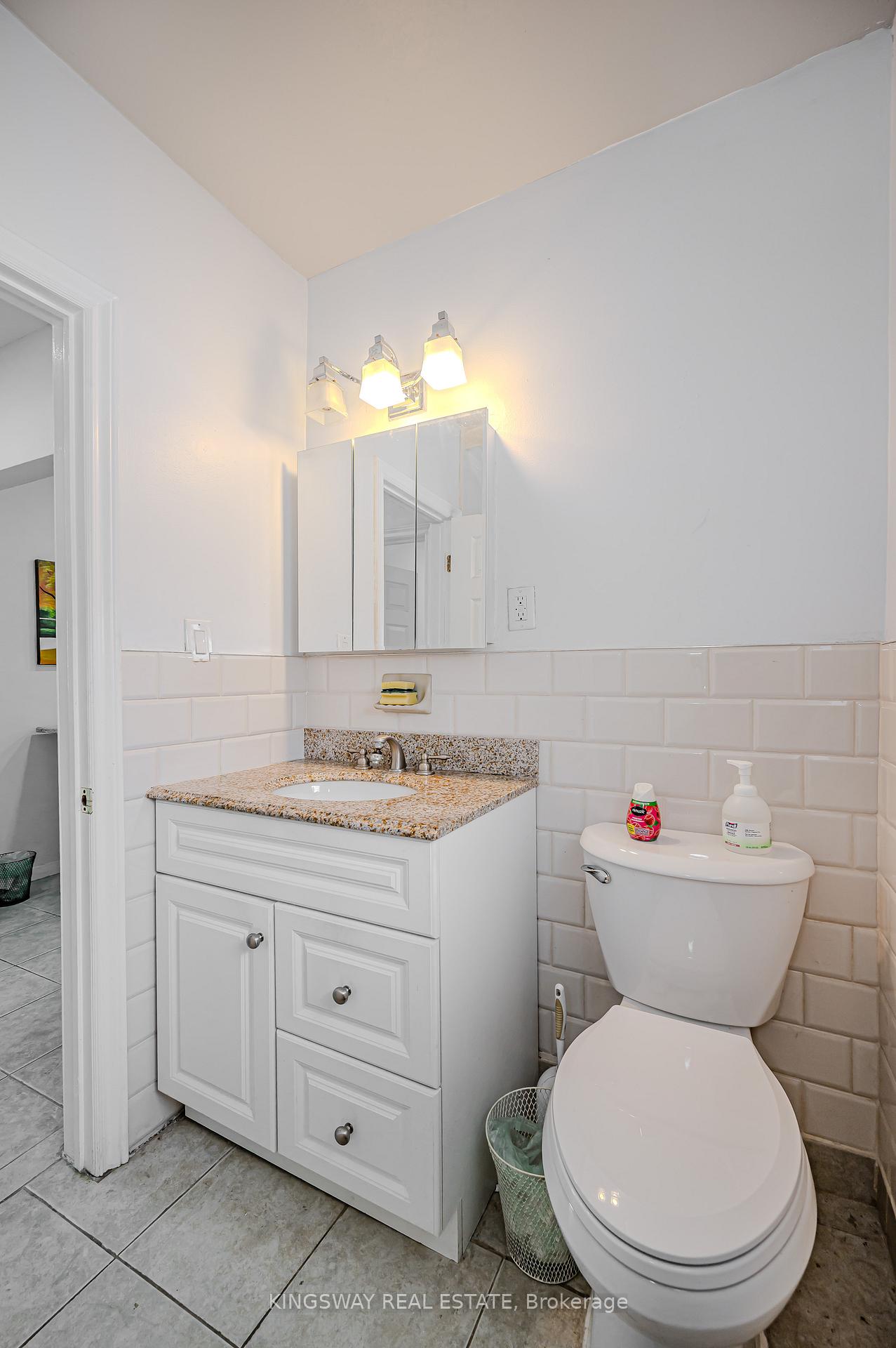 Photo 15 of 650 Upper Sherman Avenue, Hamilton, Burkholme — HOMEH