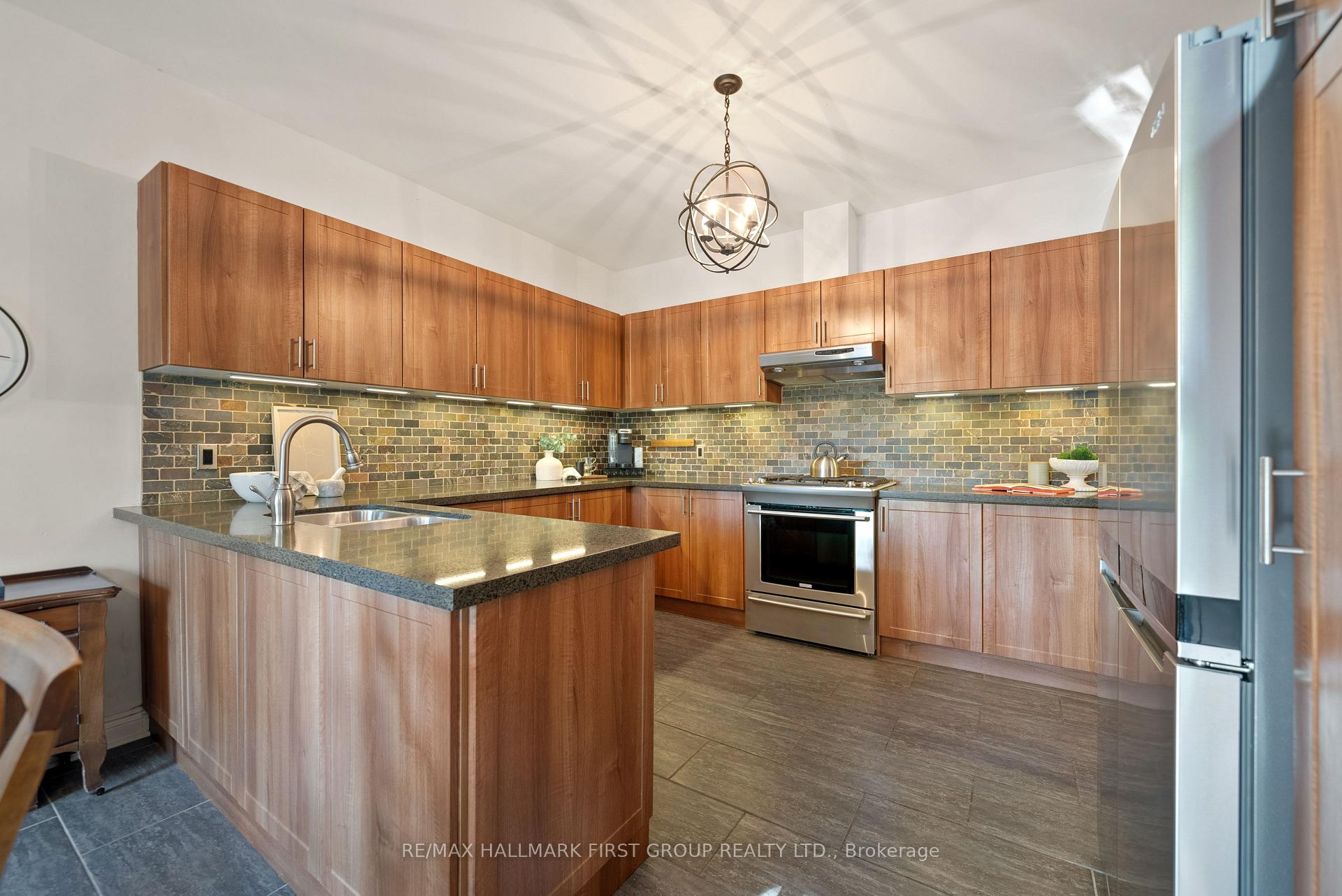 Photo 8 of 78 Marjoram Drive, Ajax, South East — HOMEH