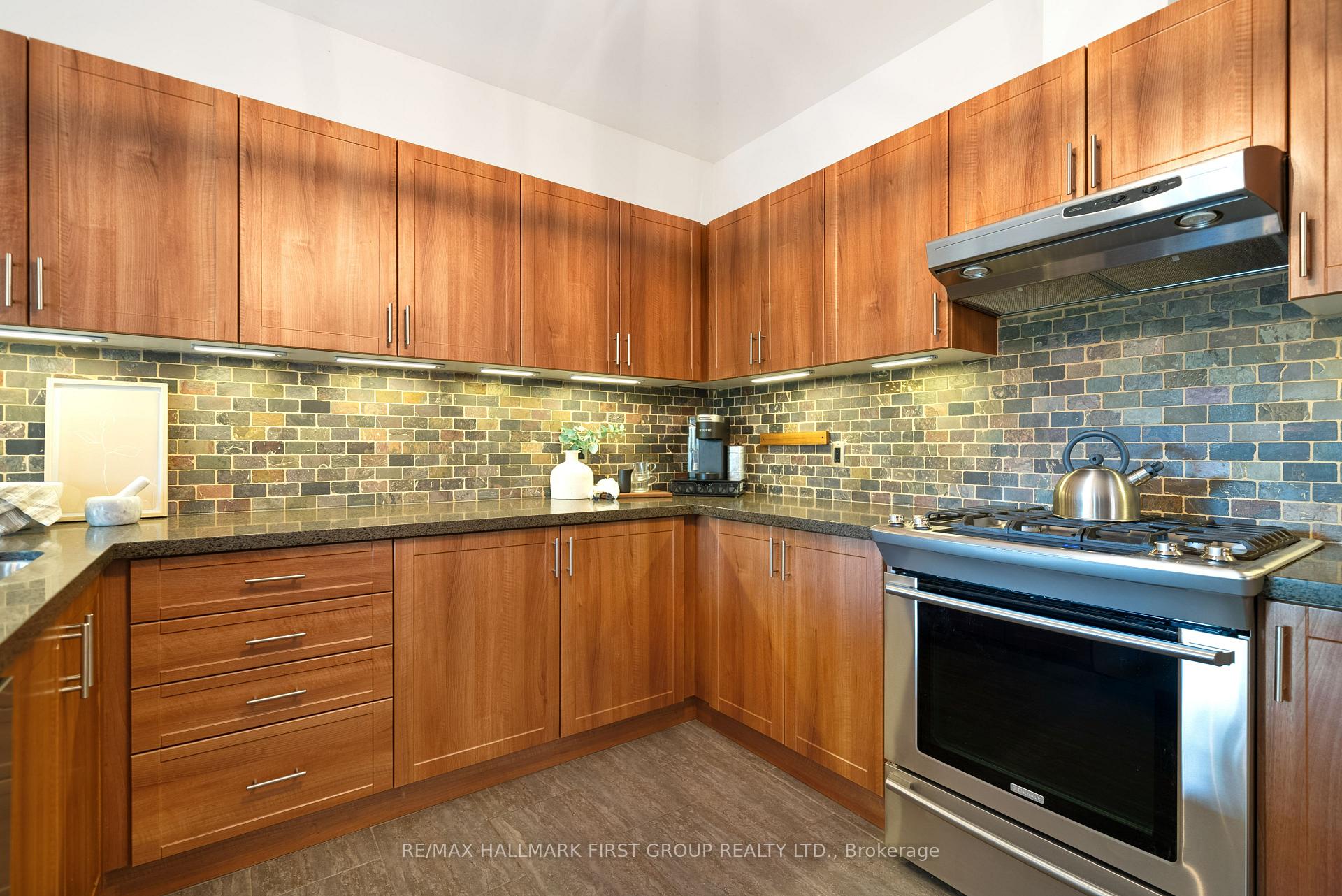 Photo 13 of 78 Marjoram Drive, Ajax, South East — HOMEH