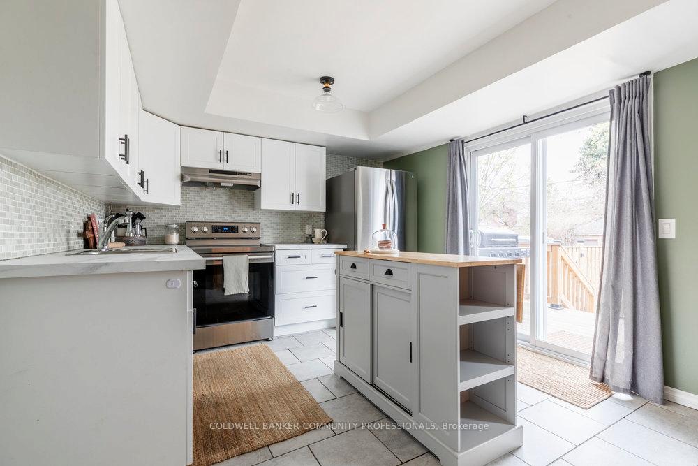 Photo 17 of 208 Balmoral Avenue N, Hamilton, Crown Point — HOMEH