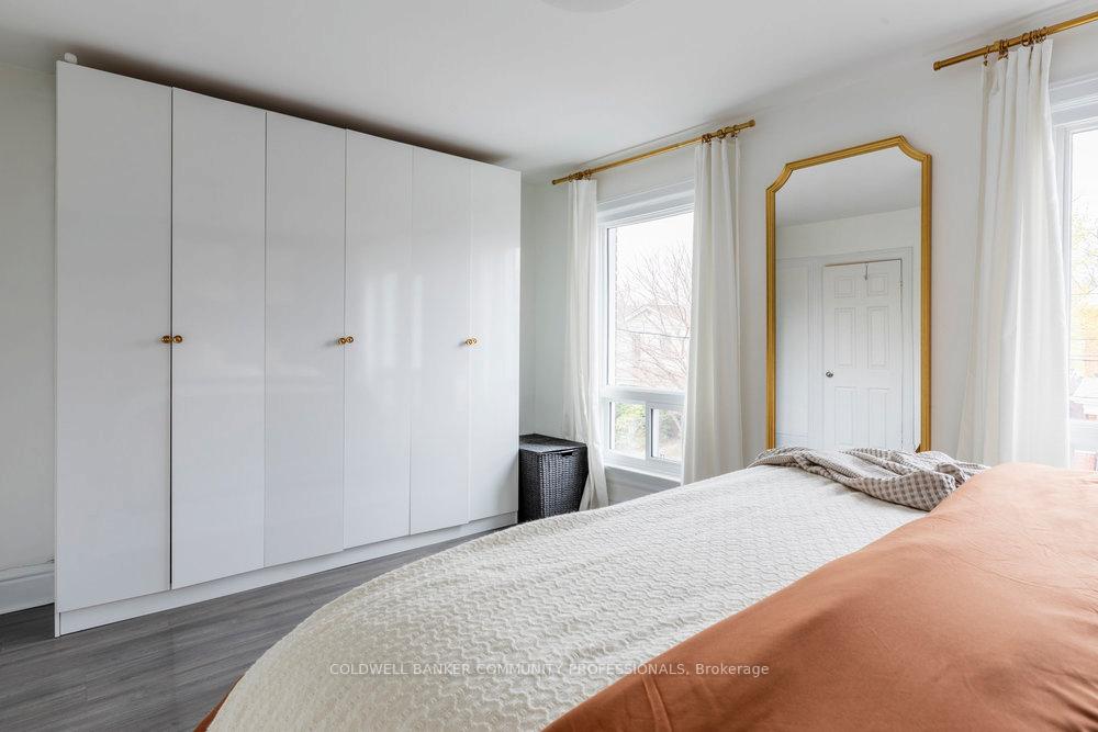 Photo 24 of 208 Balmoral Avenue N, Hamilton, Crown Point — HOMEH