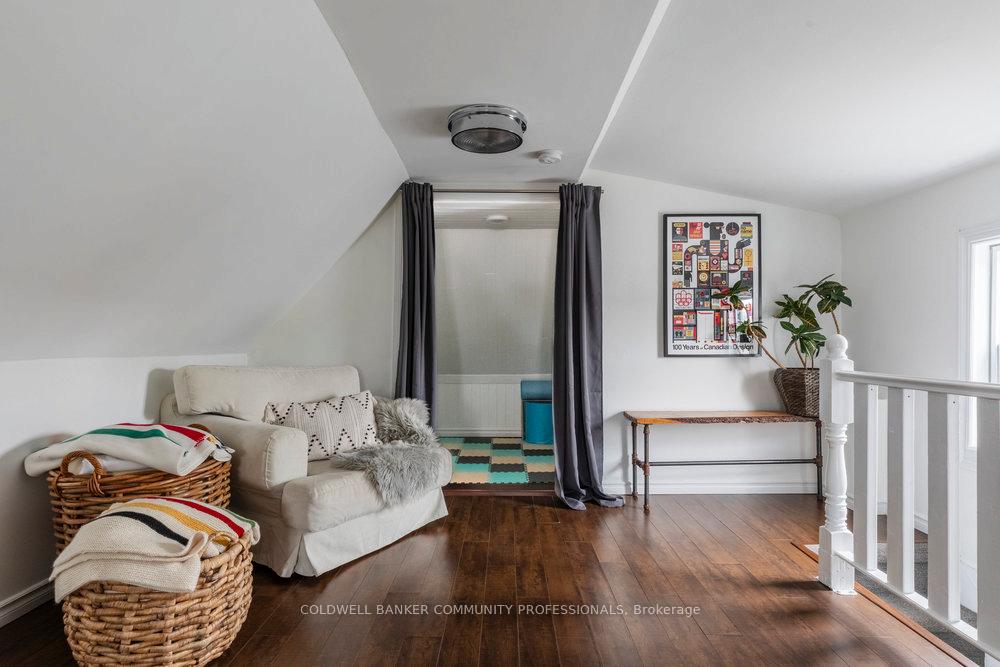 Photo 44 of 208 Balmoral Avenue N, Hamilton, Crown Point — HOMEH