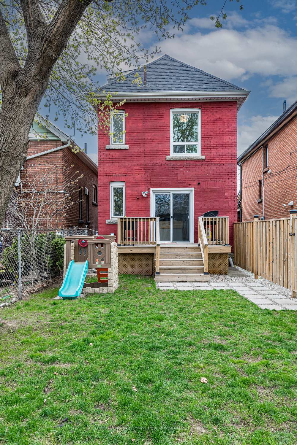 Photo 50 of 208 Balmoral Avenue N, Hamilton, Crown Point — HOMEH