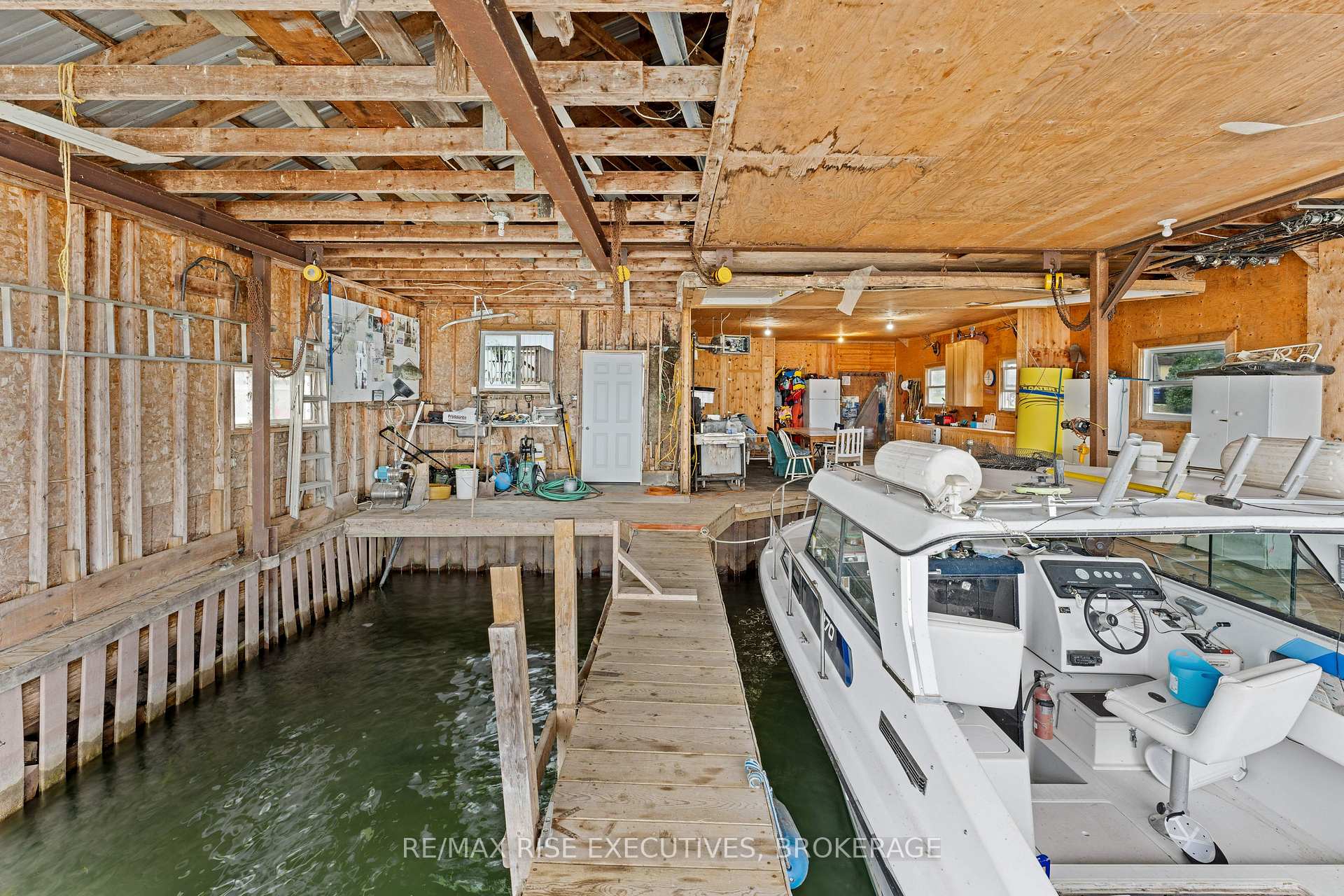 Photo 19 of 1266 Highway 96, Frontenac Islands, The Islands — HOMEH
