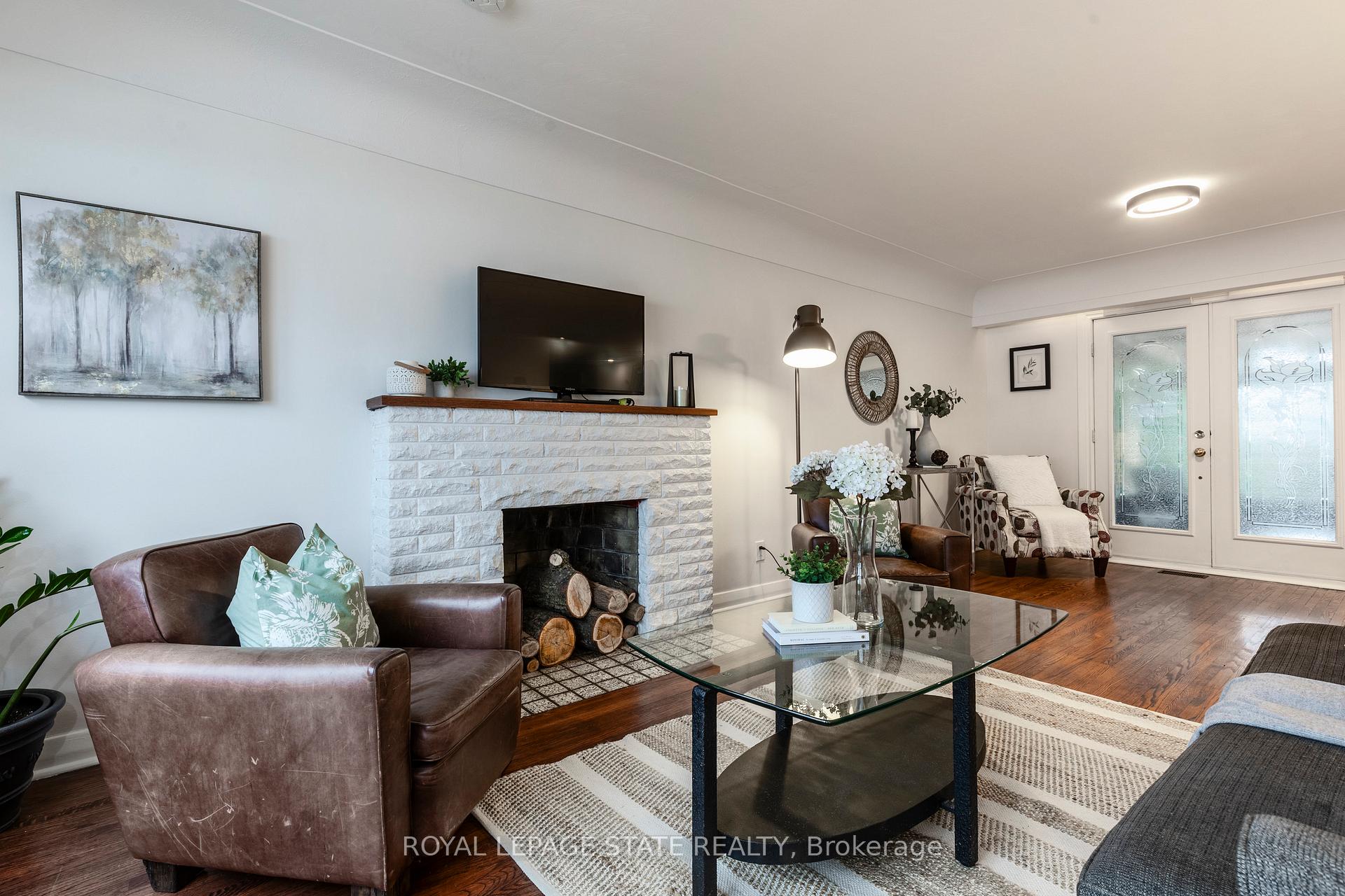 Photo 2 of 148 Terrace Drive, Hamilton, Balfour — HOMEH