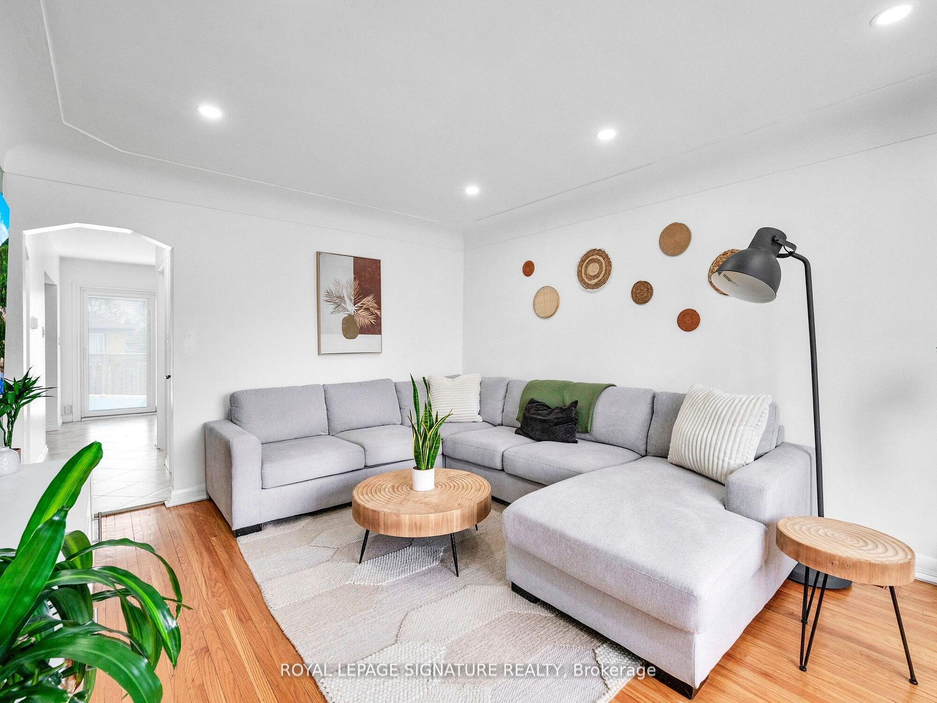 Photo 6 of 271 East 35th Street, Hamilton, Raleigh — HOMEH