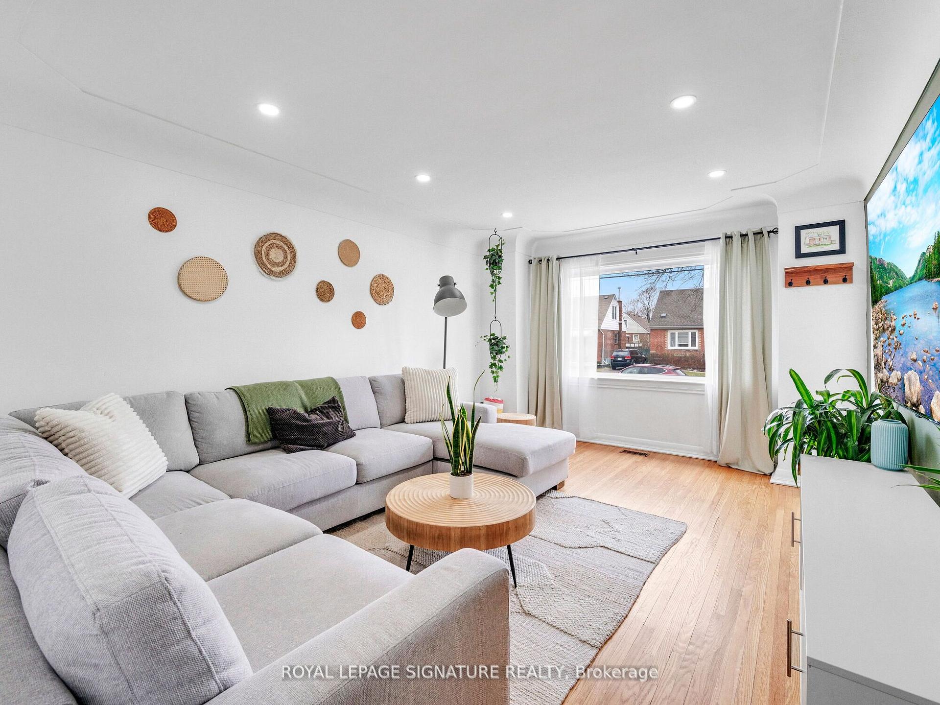Photo 7 of 271 East 35th Street, Hamilton, Raleigh — HOMEH