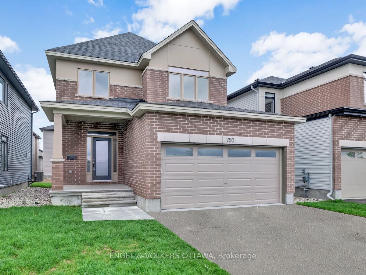 Photo 4 of 750 Cope Drive, Ottawa, Stittsville (South) — HOMEH