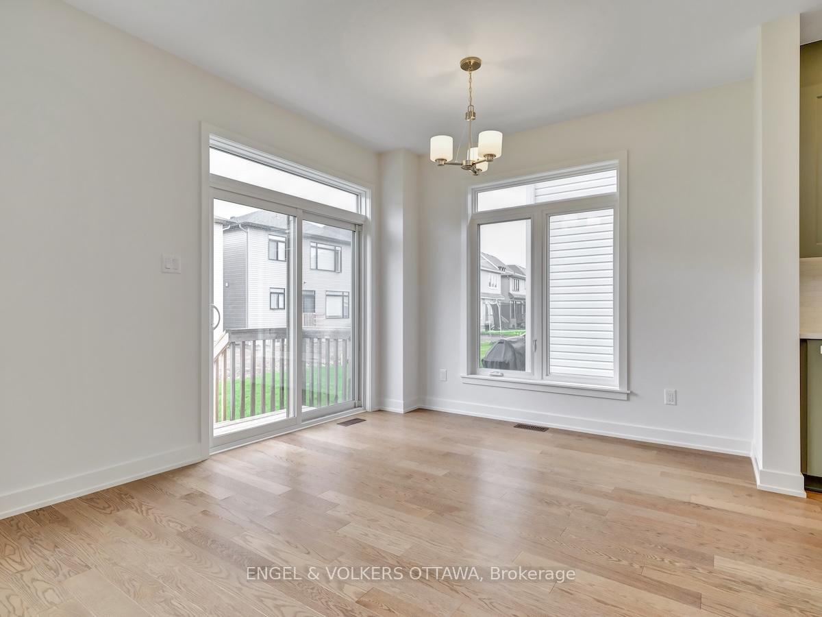 Photo 13 of 750 Cope Drive, Ottawa, Stittsville (South) — HOMEH