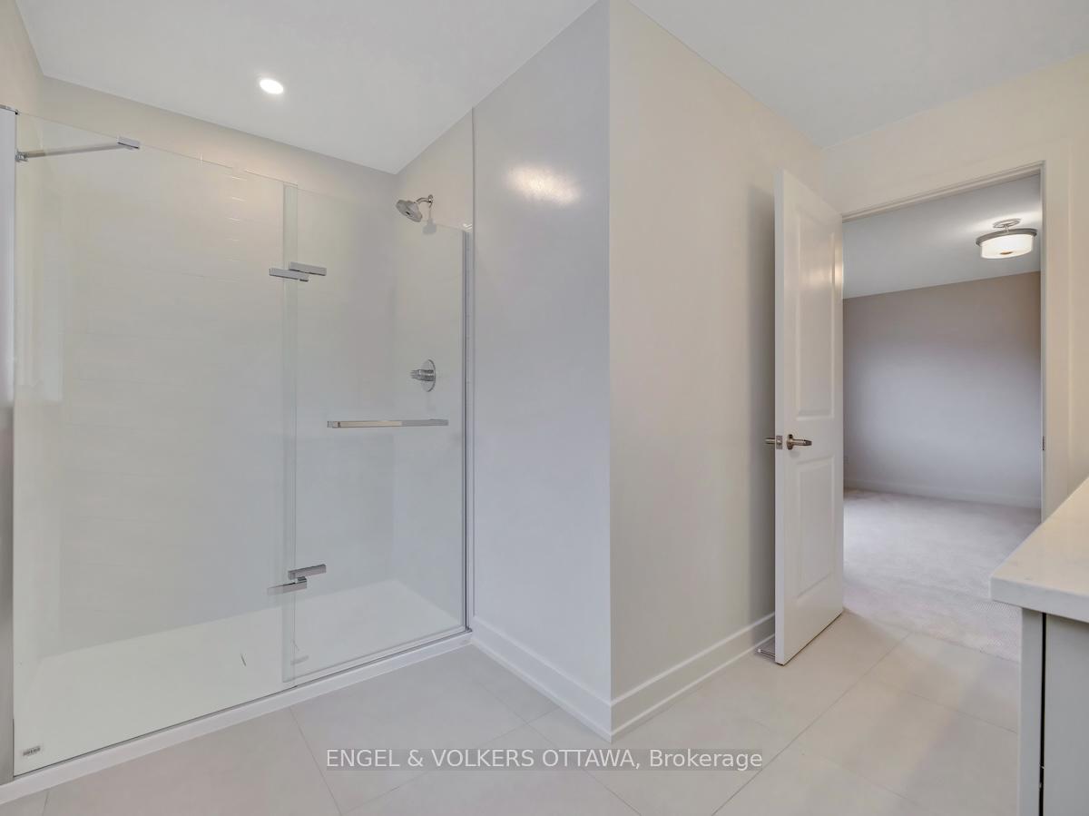 Photo 31 of 750 Cope Drive, Ottawa, Stittsville (South) — HOMEH