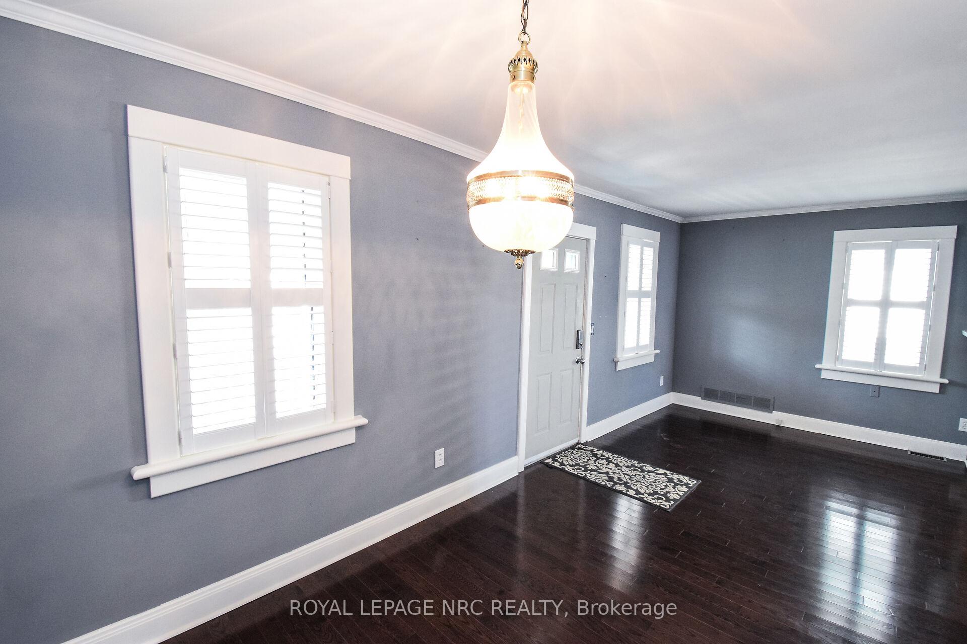 Photo 11 of 17 Trapnell Street, St. Catharines, E. Chester — HOMEH