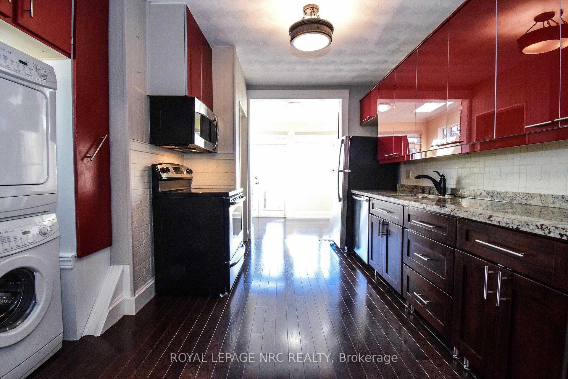 Photo 12 of 17 Trapnell Street, St. Catharines, E. Chester — HOMEH