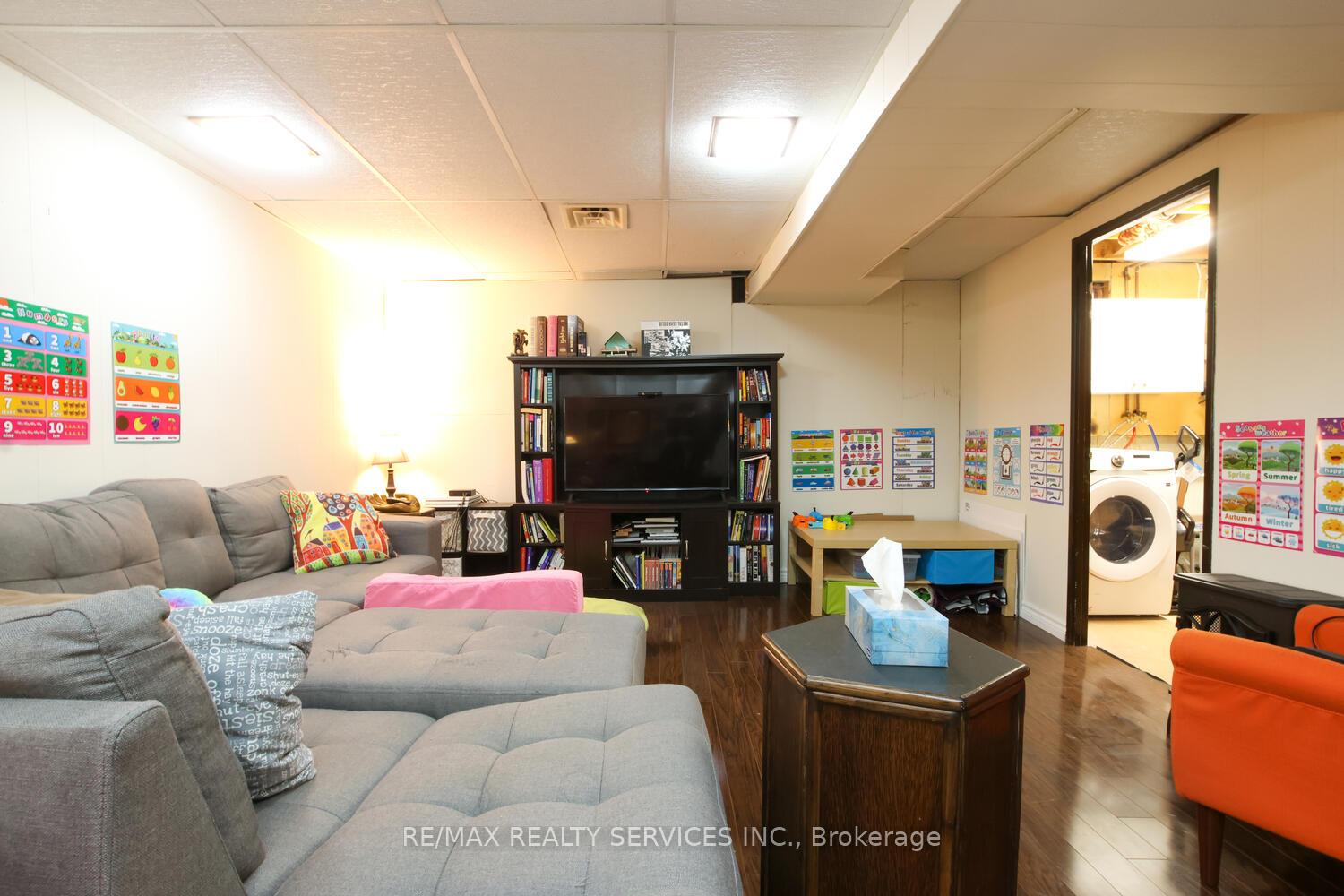 Photo 20 of 60 Rawling Crescent, Brampton, Heart Lake East — HOMEH