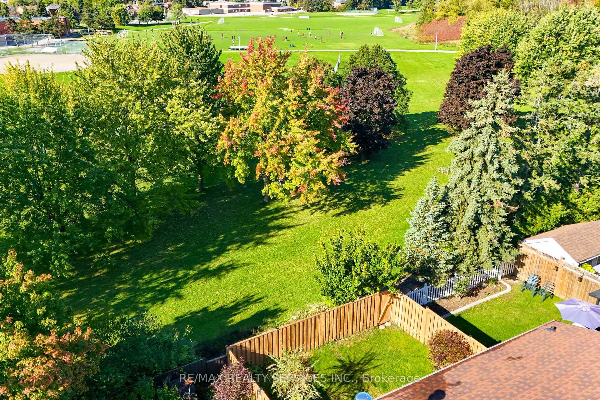 Photo 39 of 60 Rawling Crescent, Brampton, Heart Lake East — HOMEH