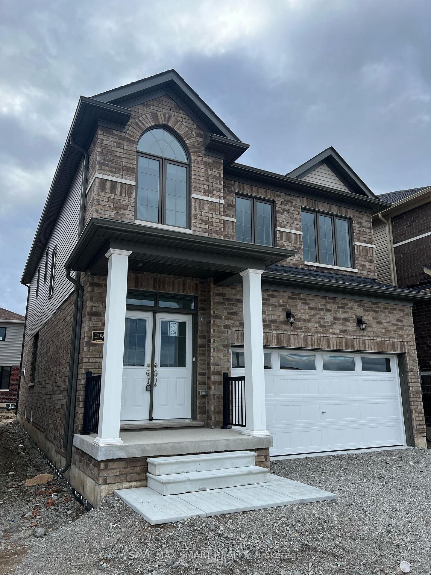 Photo 1 of 209 Terry Fox Drive, Barrie, Rural Barrie Southeast — HOMEH