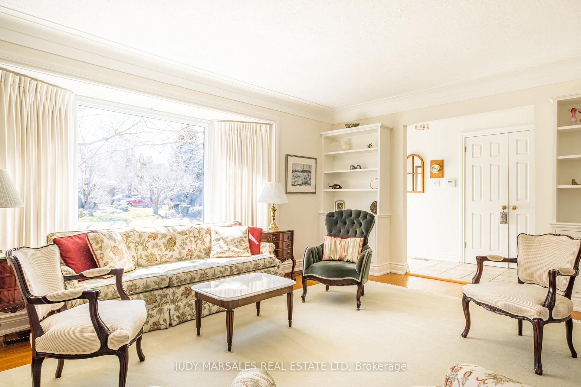 Photo 13 of 511 Dorval Drive, Hamilton, Ancaster — HOMEH
