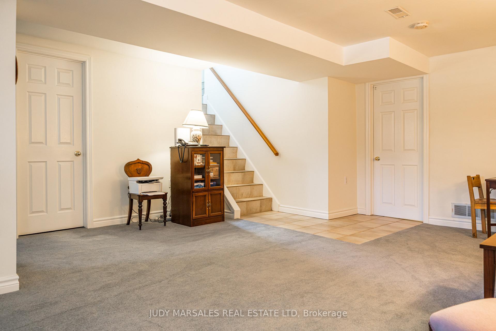 Photo 30 of 511 Dorval Drive, Hamilton, Ancaster — HOMEH