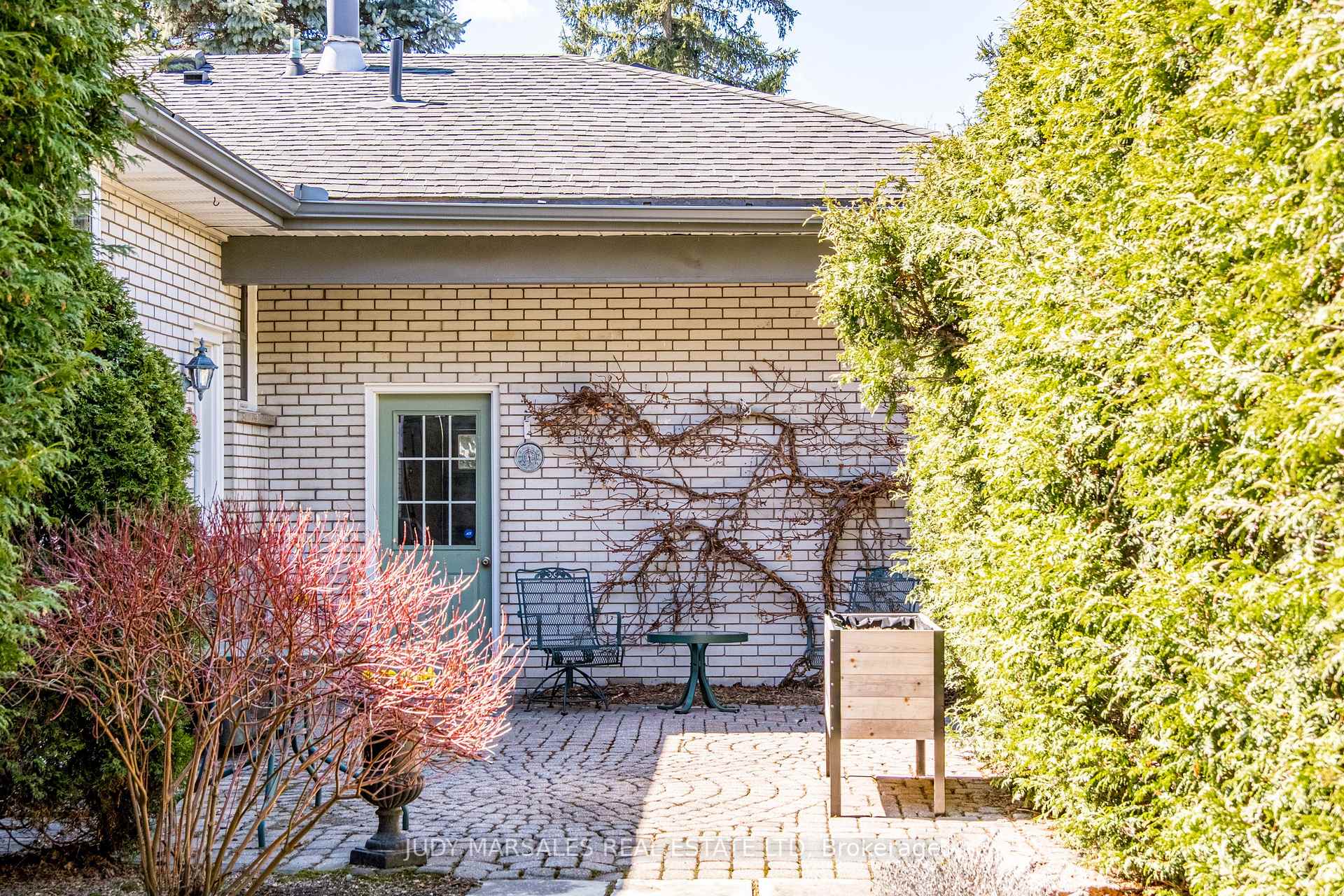 Photo 40 of 511 Dorval Drive, Hamilton, Ancaster — HOMEH