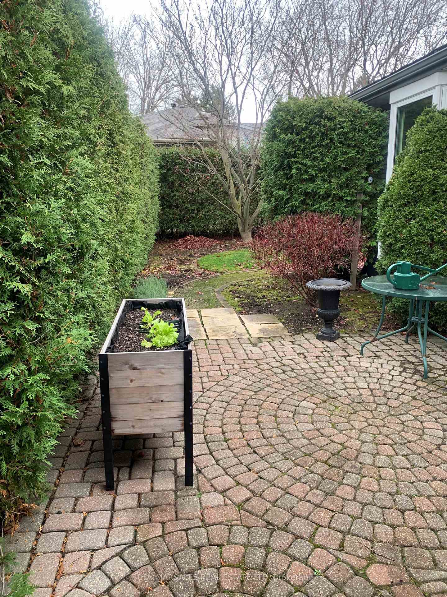 Photo 41 of 511 Dorval Drive, Hamilton, Ancaster — HOMEH