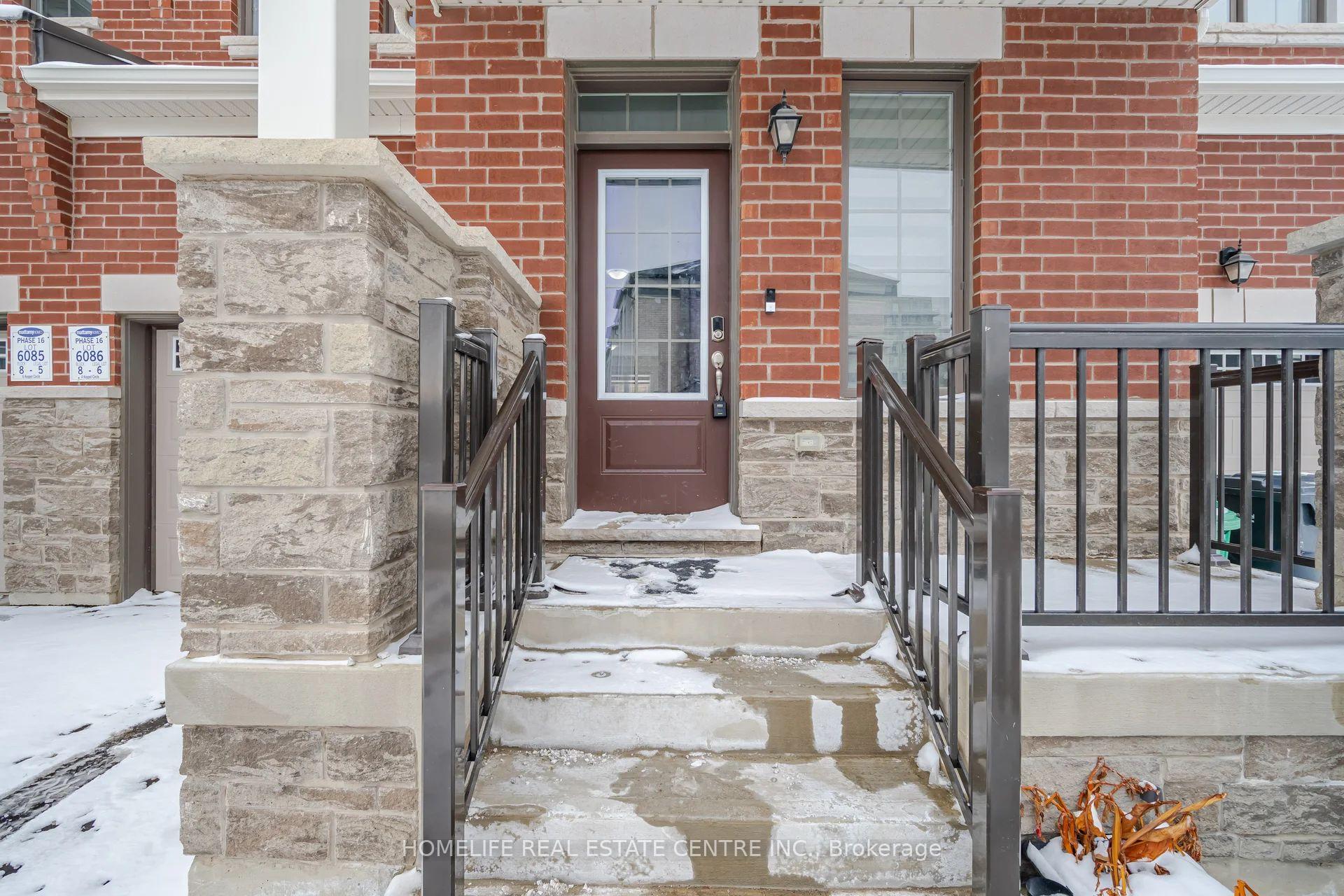Photo 4 of 4 Keppel Circle, Brampton, Brampton West — HOMEH