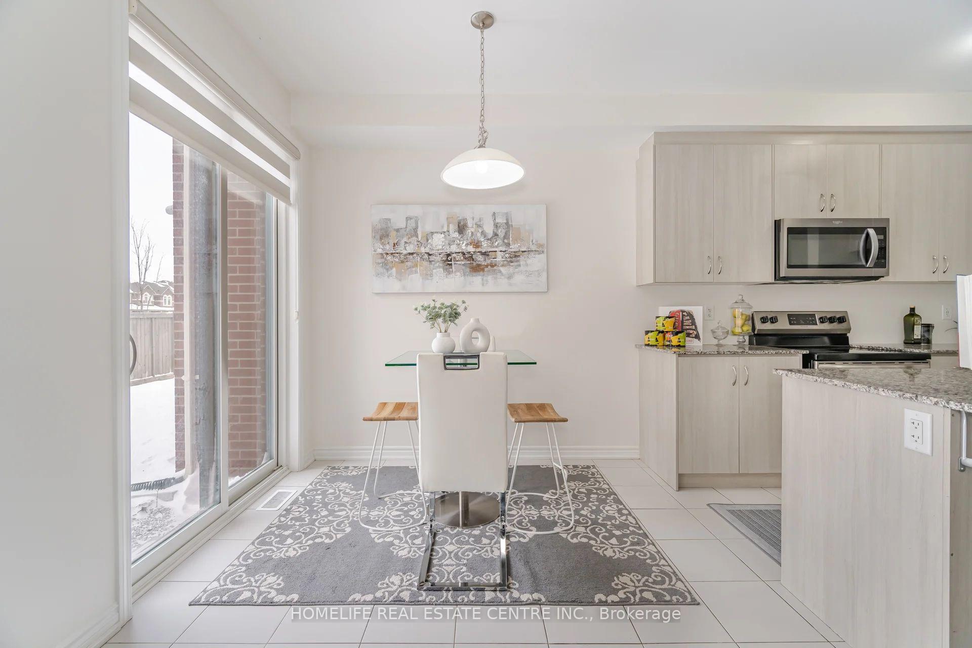 Photo 13 of 4 Keppel Circle, Brampton, Brampton West — HOMEH