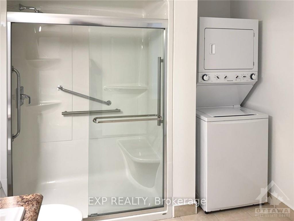 Photo 9 of Unit 246, 1425 Vanier Parkway, Ottawa, Overbrook/Castle Heights — HOMEH