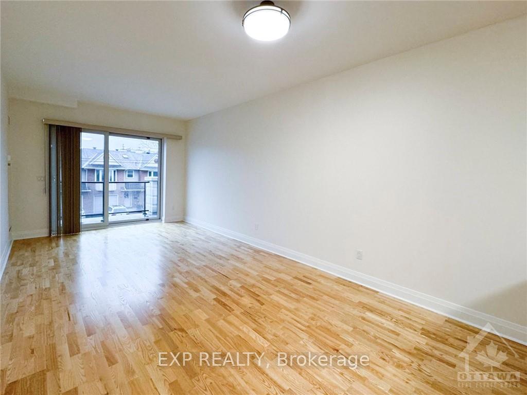 Photo 15 of Unit 246, 1425 Vanier Parkway, Ottawa, Overbrook/Castle Heights — HOMEH