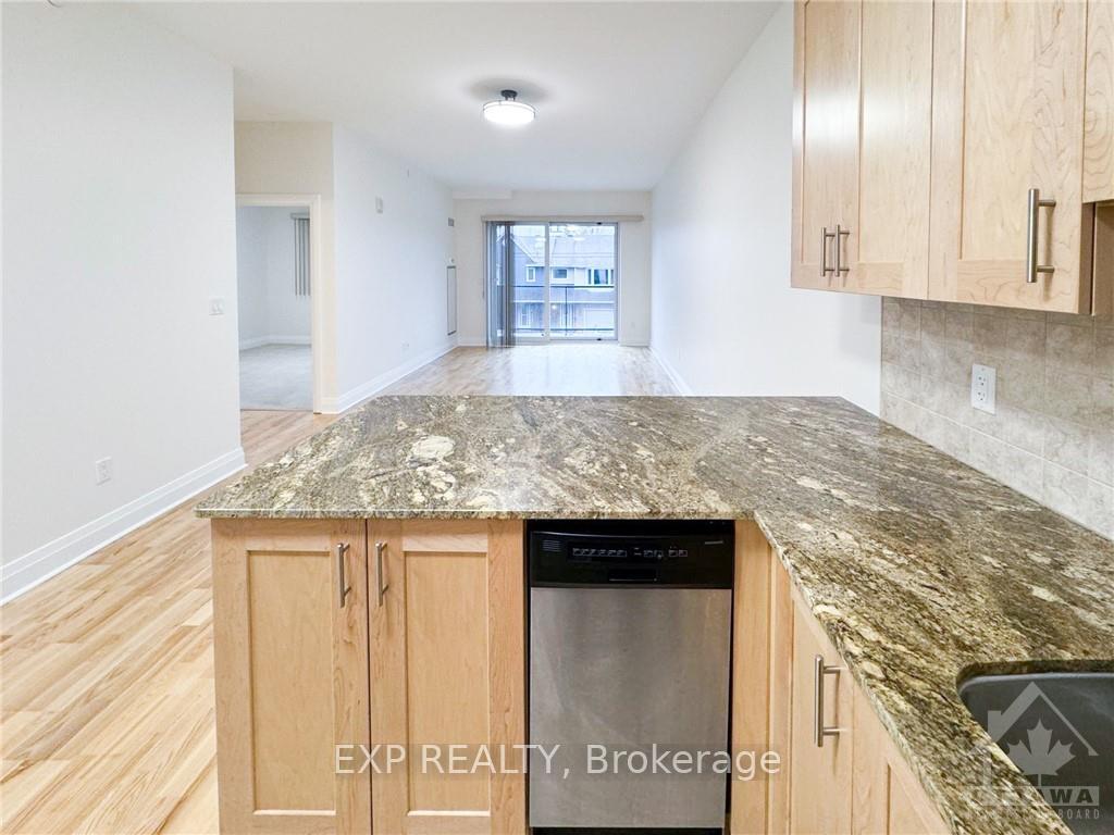Photo 20 of Unit 246, 1425 Vanier Parkway, Ottawa, Overbrook/Castle Heights — HOMEH
