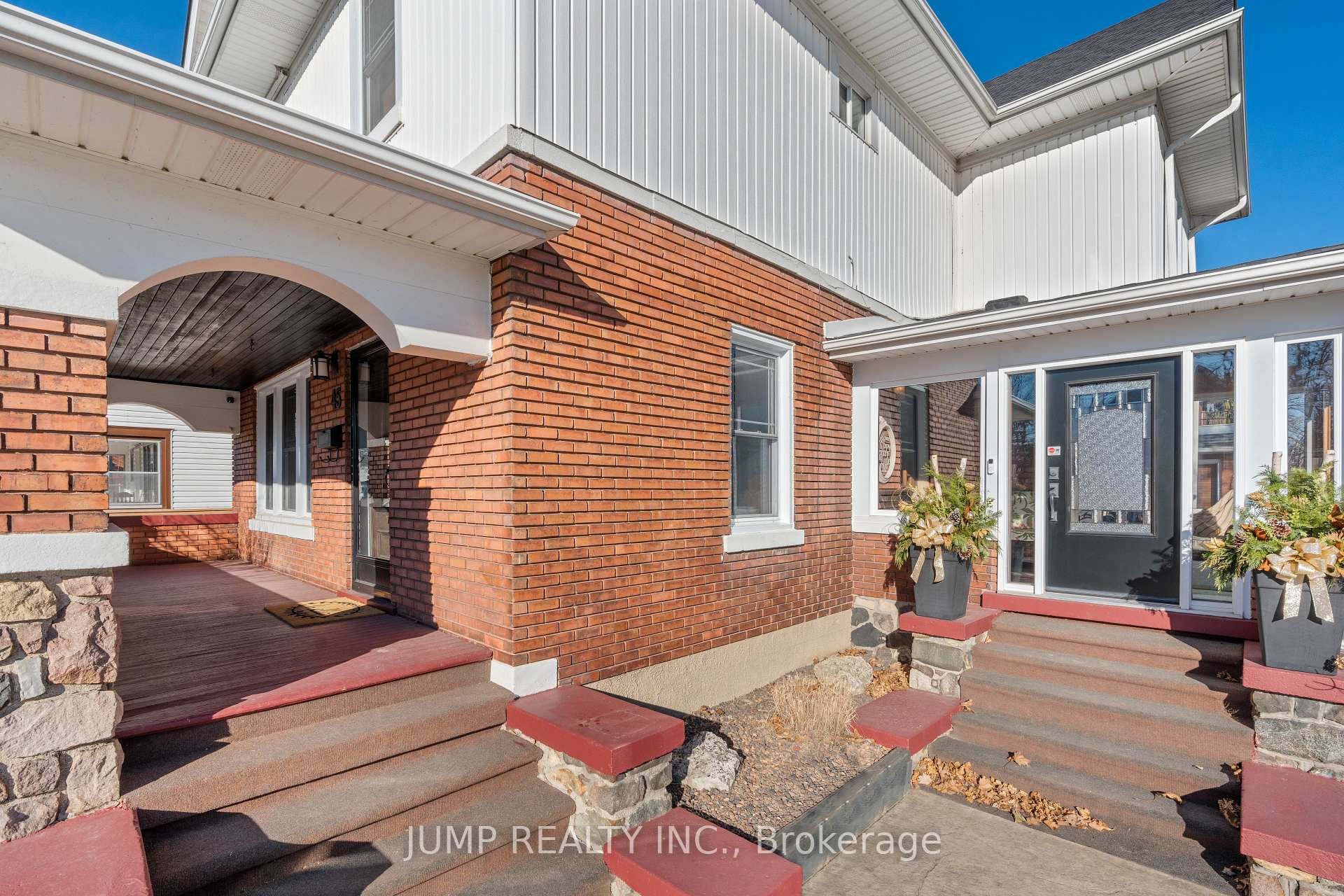 Photo 5 of 45 Askew Street, Leamington — HOMEH
