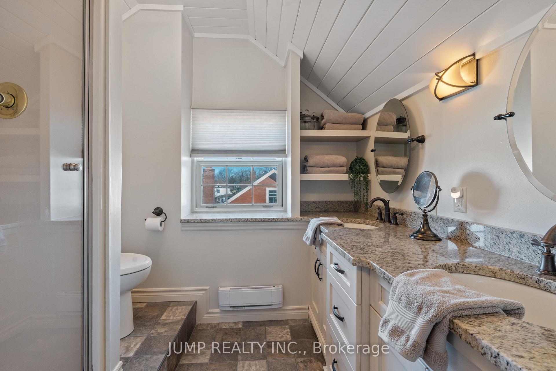 Photo 34 of 45 Askew Street, Leamington — HOMEH