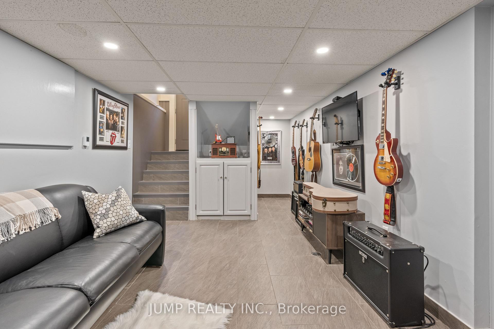 Photo 36 of 45 Askew Street, Leamington — HOMEH