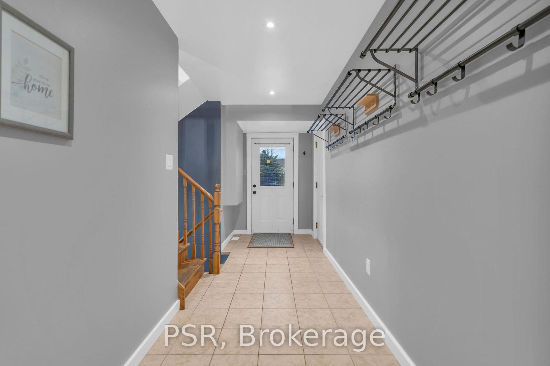 Photo 4 of 27 Kelenna Drive, Georgina, Sutton & Jackson's Point — HOMEH
