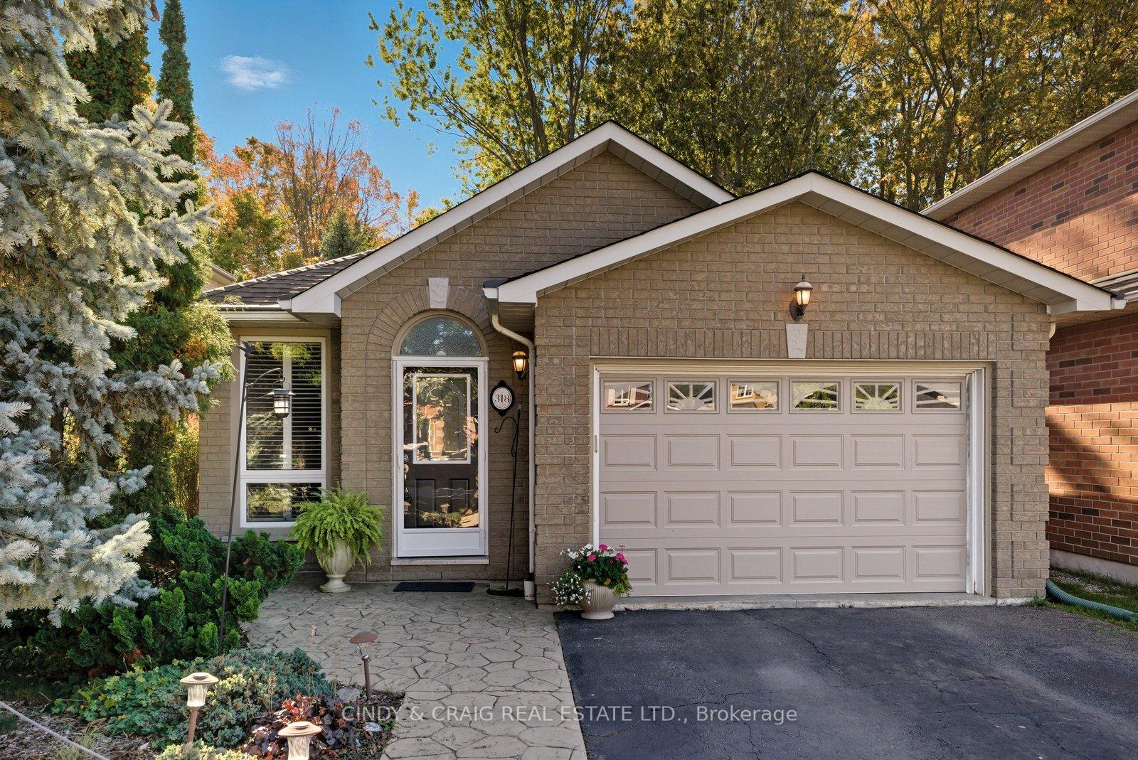 Front of 318 Sandringham Drive