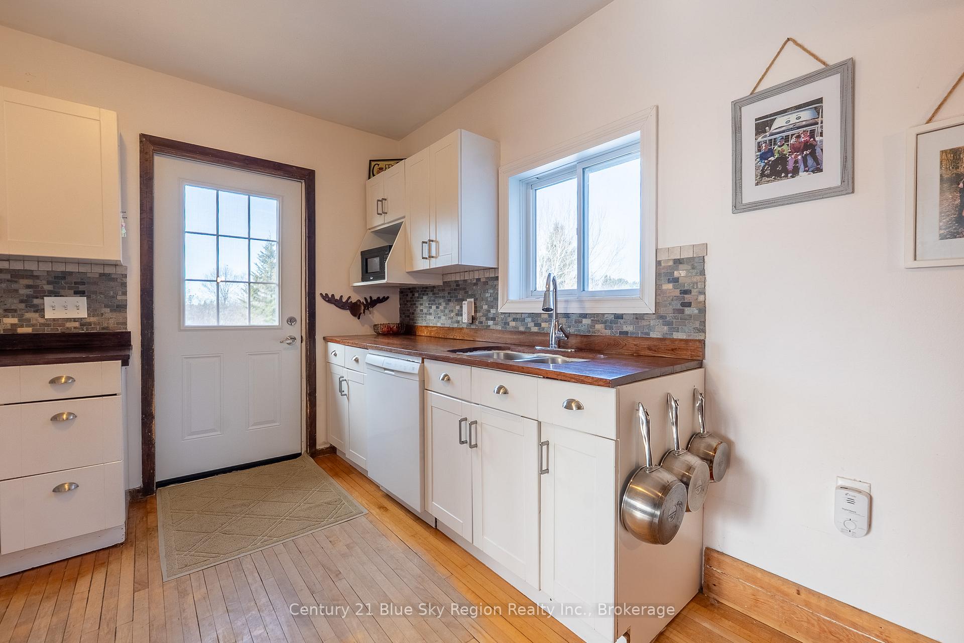 Photo 35 of 404 Highway 534, Powassan — HOMEH