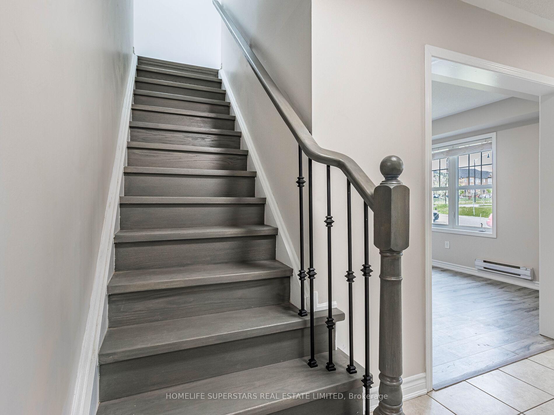 Photo 19 of 72 Volner Road, Brampton, Northwest Brampton — HOMEH