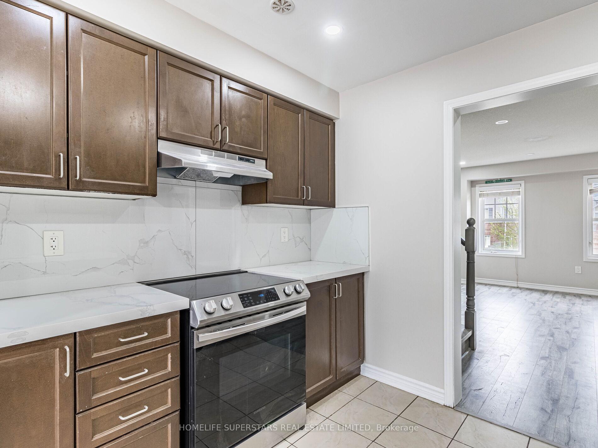 Photo 26 of 72 Volner Road, Brampton, Northwest Brampton — HOMEH