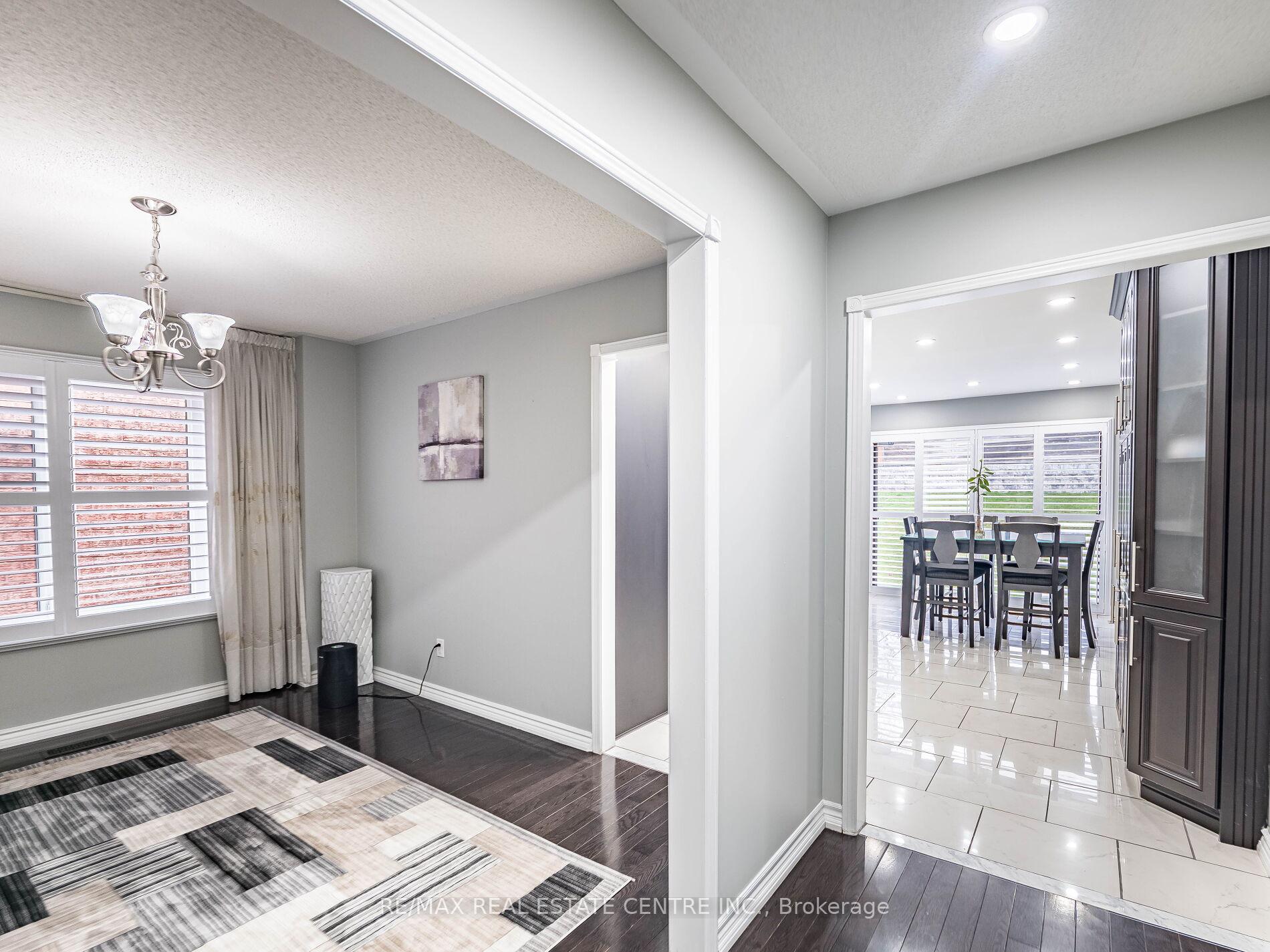 Photo 7 of 4 Lord Simcoe Drive, Brampton, Westgate — HOMEH