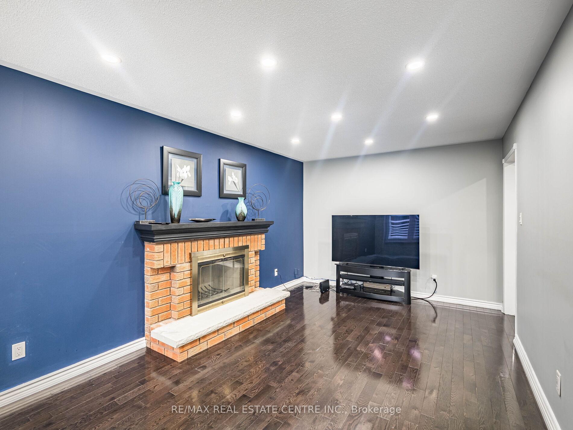 Photo 9 of 4 Lord Simcoe Drive, Brampton, Westgate — HOMEH