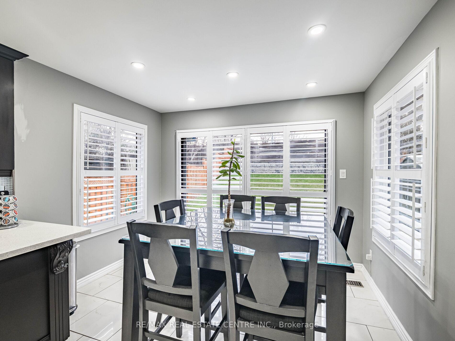 Photo 11 of 4 Lord Simcoe Drive, Brampton, Westgate — HOMEH