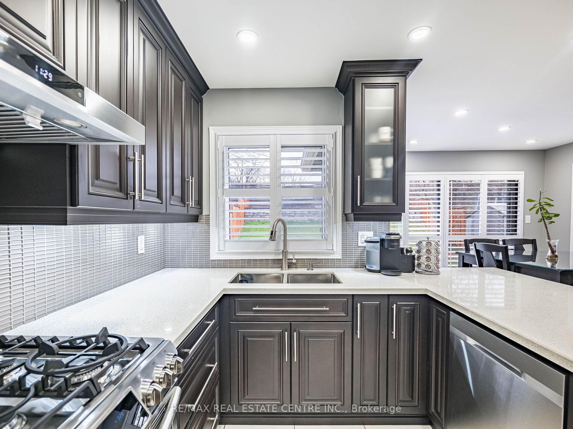 Photo 15 of 4 Lord Simcoe Drive, Brampton, Westgate — HOMEH