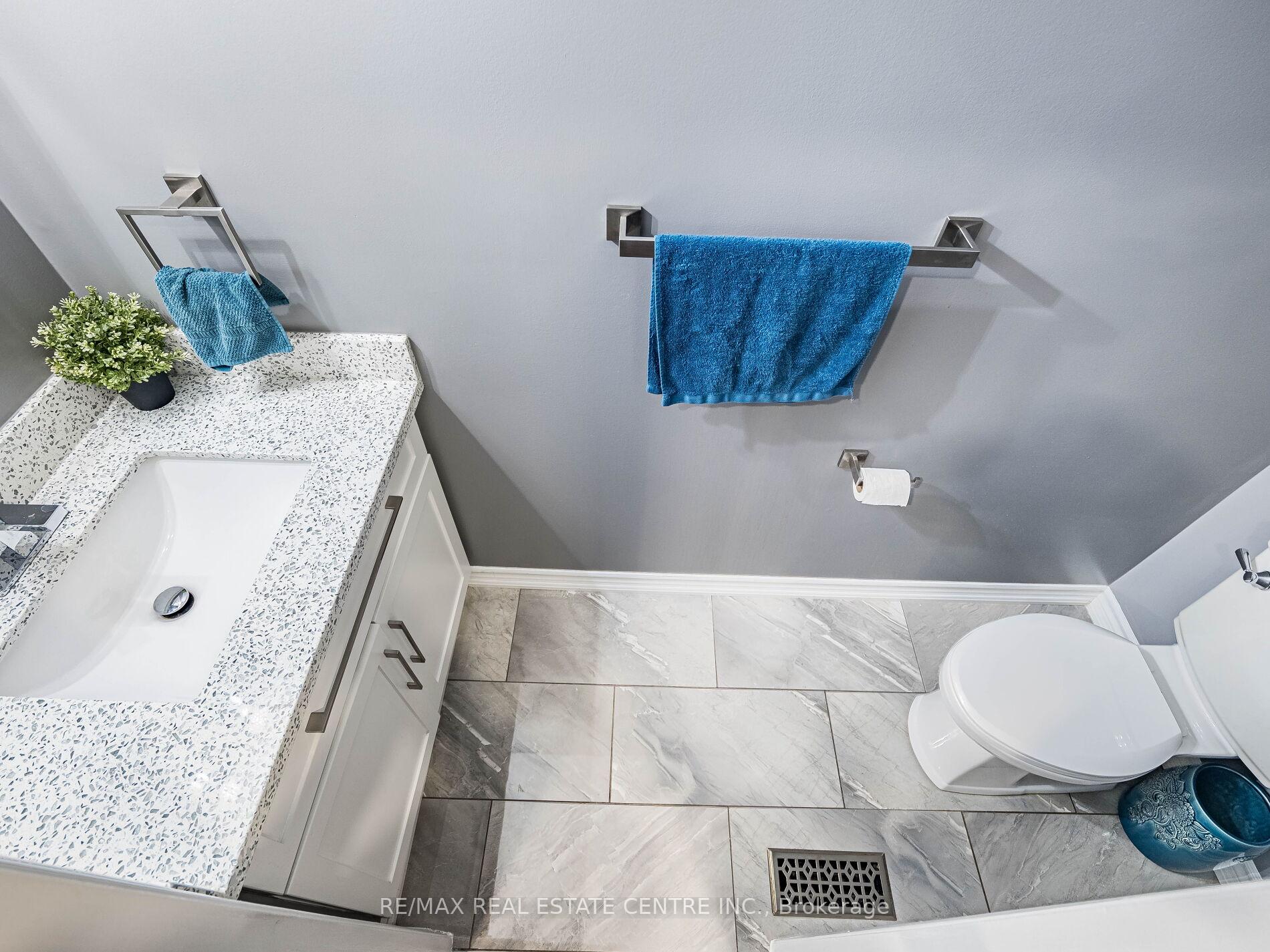 Photo 23 of 4 Lord Simcoe Drive, Brampton, Westgate — HOMEH