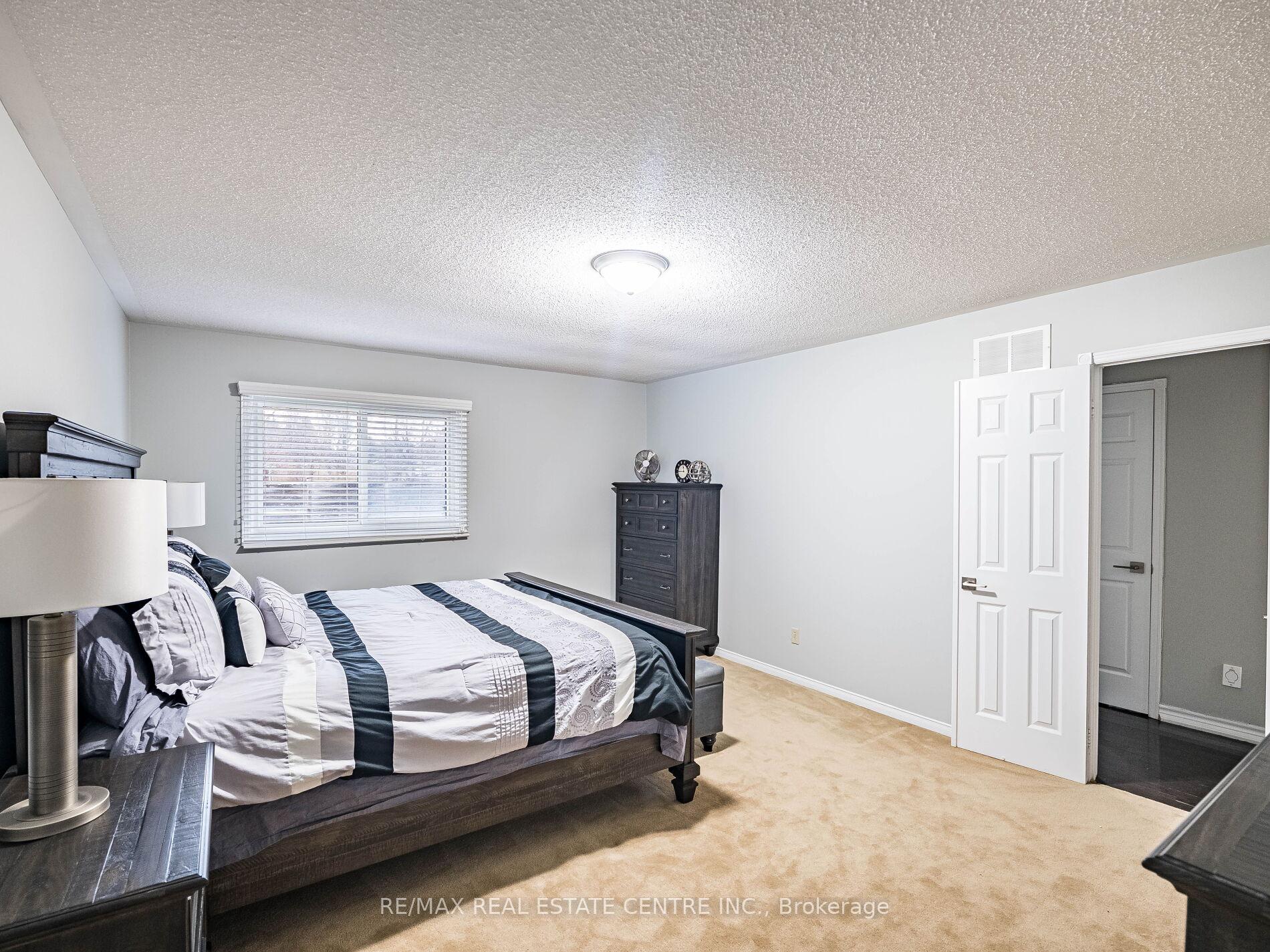 Photo 26 of 4 Lord Simcoe Drive, Brampton, Westgate — HOMEH