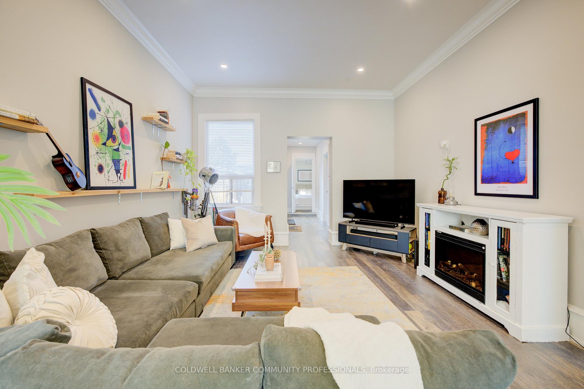 Photo 4 of 117 Pearl Street N, Hamilton, Strathcona — HOMEH