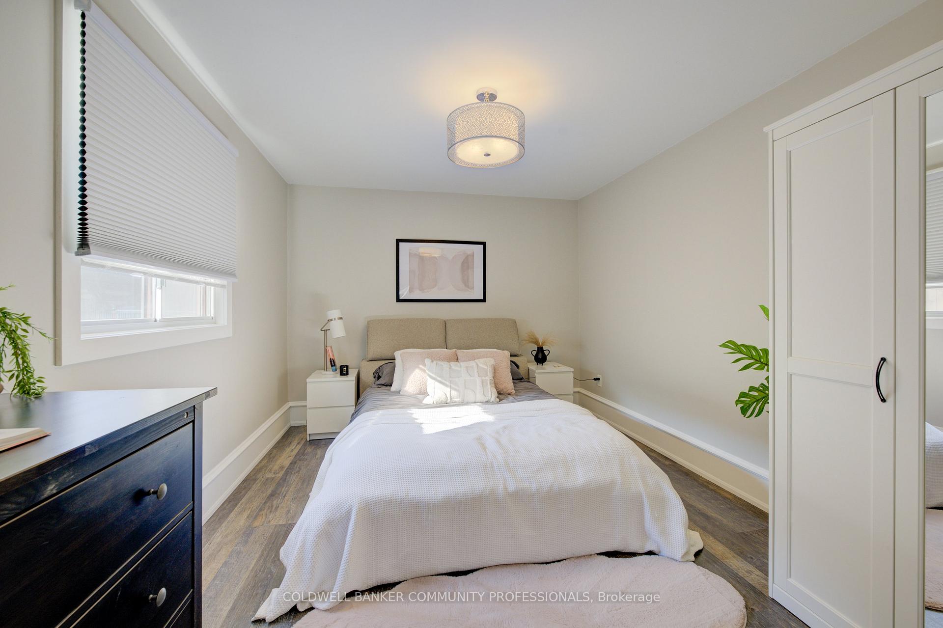 Photo 13 of 117 Pearl Street N, Hamilton, Strathcona — HOMEH