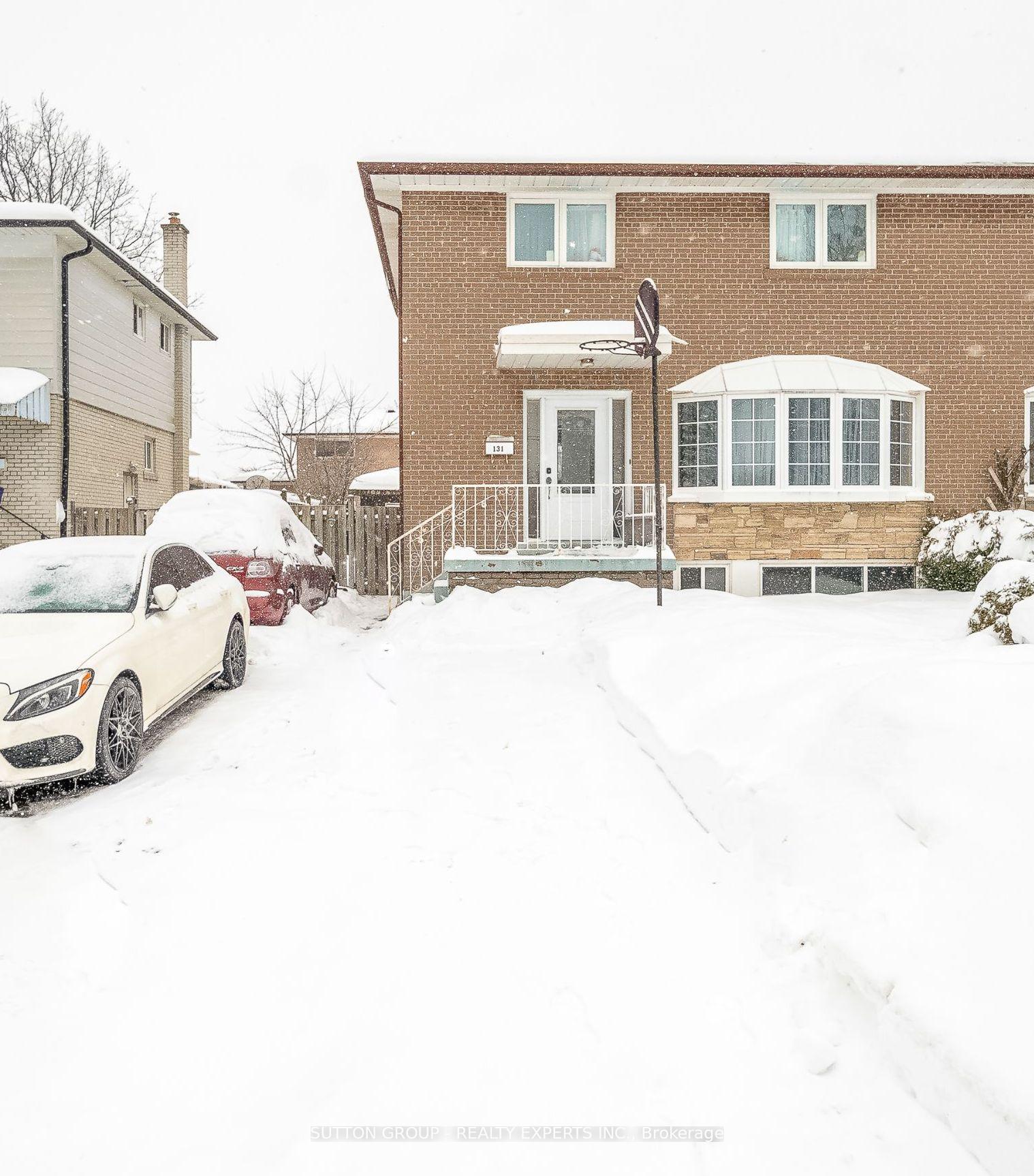 Front of 131 Mcmurchy Avenue S