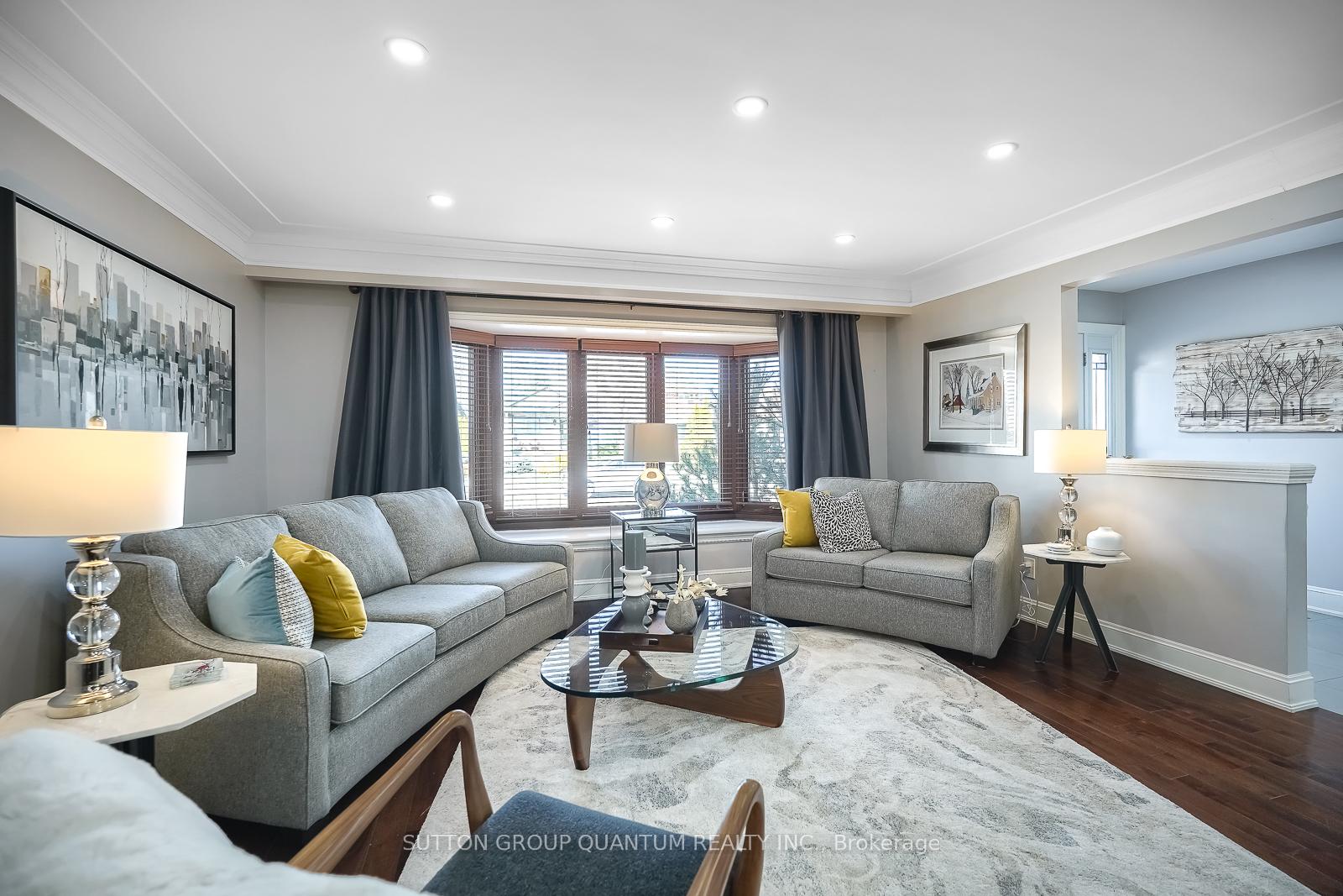 Photo 5 of 41 Felker Crescent, Hamilton, Stoney Creek — HOMEH